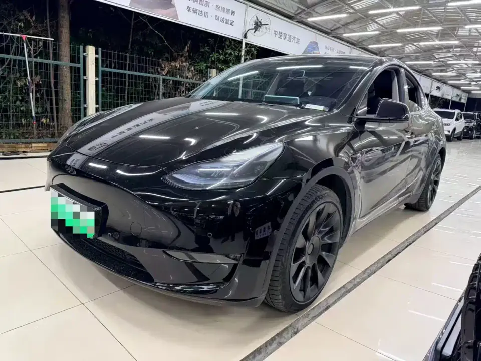 Tesla Model Y Long Range All-Wheel Drive Edition 2023