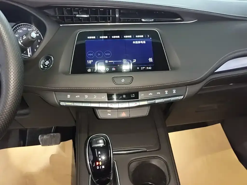 Cadillac XT4 28T FWD Style 2023 — фото 13