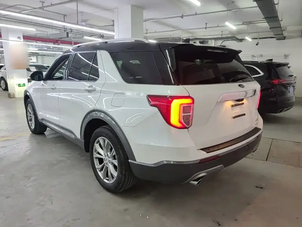 Ford Explorer EcoBoost 285 AWD Trend Edition 7-Seater 2021 — фото 5