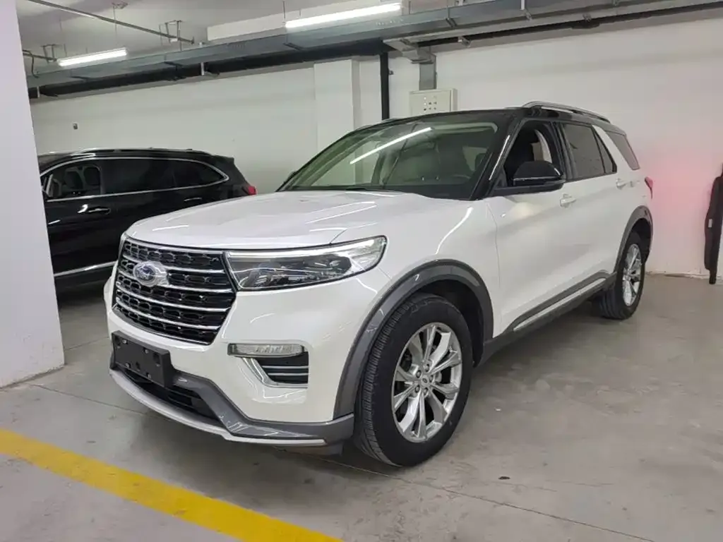 Ford Explorer EcoBoost 285 AWD Trend Edition 7-Seater 2021 — фото 2