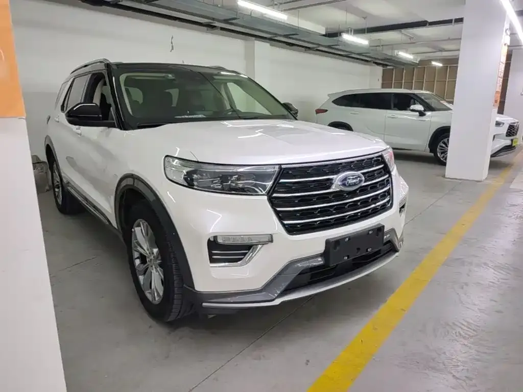 Ford Explorer EcoBoost 285 AWD Trend Edition 7-Seater 2021 — фото 4