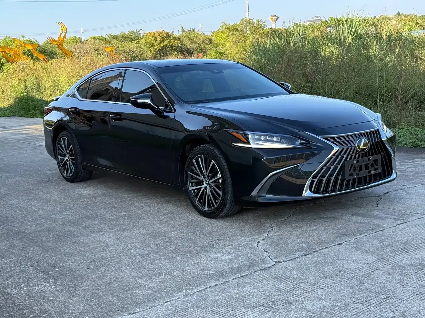 Lexus ES 300h Ultimate Edition 2024