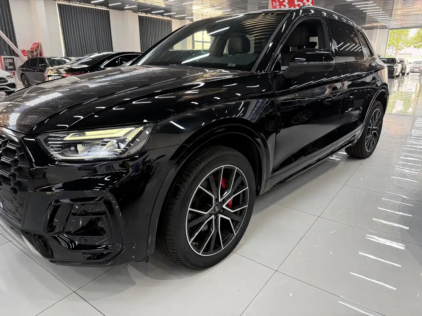Audi Q5L 45T Premium Dynamic 2024 — фото 2