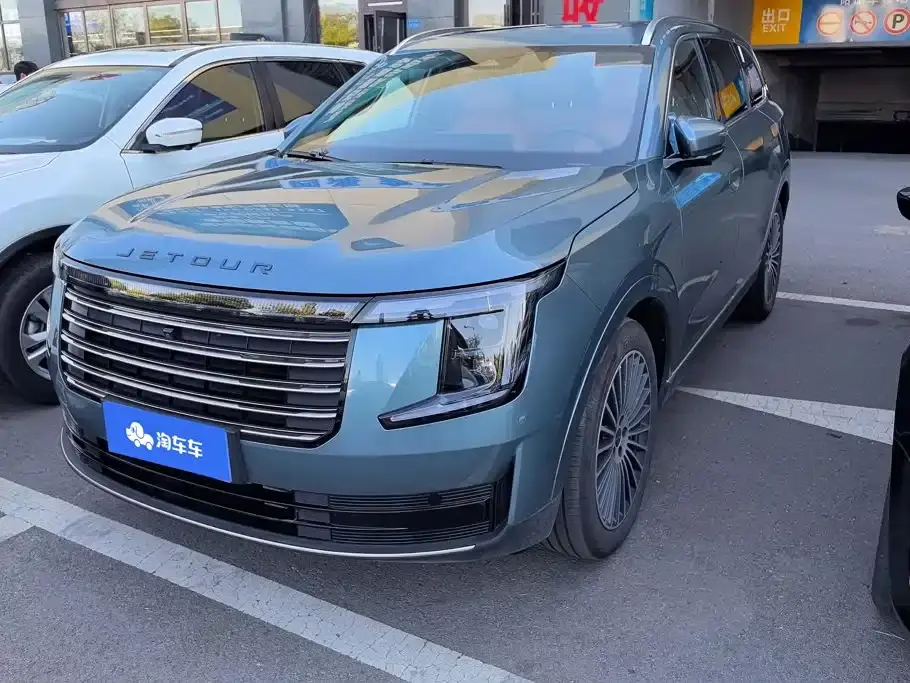 Jetour X70L 2.0T Automatic Flagship 7-Seater 2025