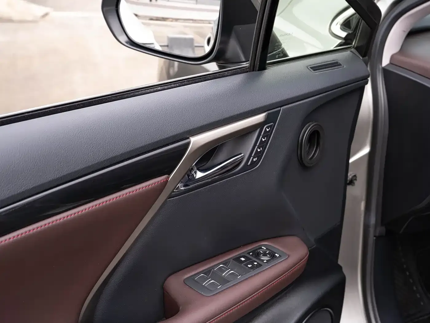 Lexus RX Facelift 300 2WD Elite Edition 2020 — фото 20