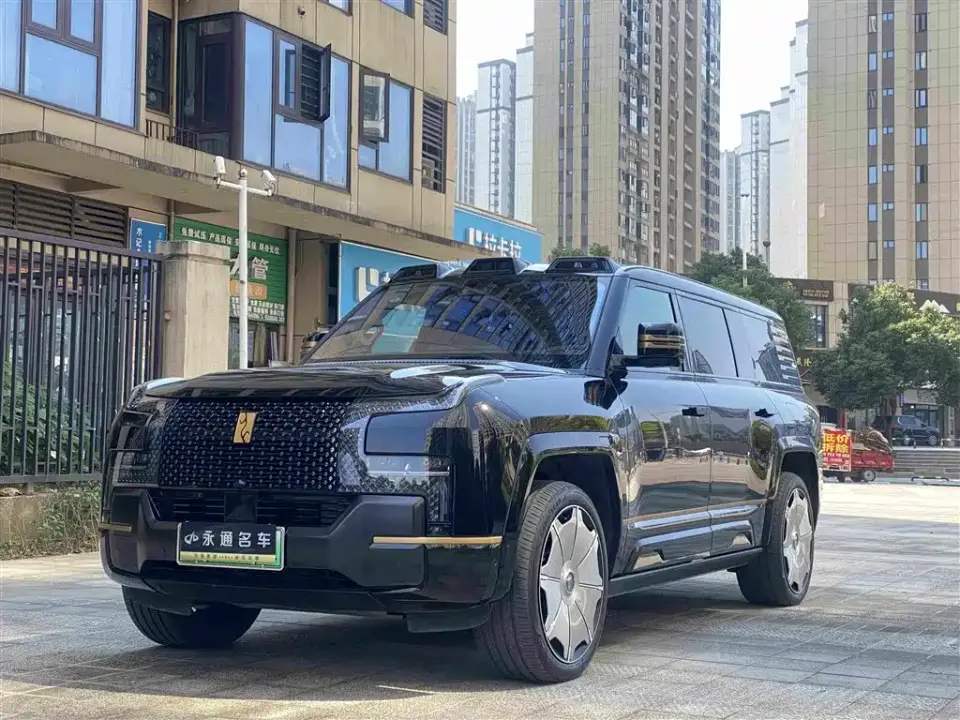 Yangwang U8 L U8L Base Model 2025