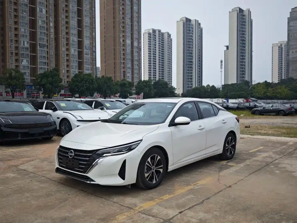 Nissan Sylphy 1.6L CVT Deluxe Edition 2024