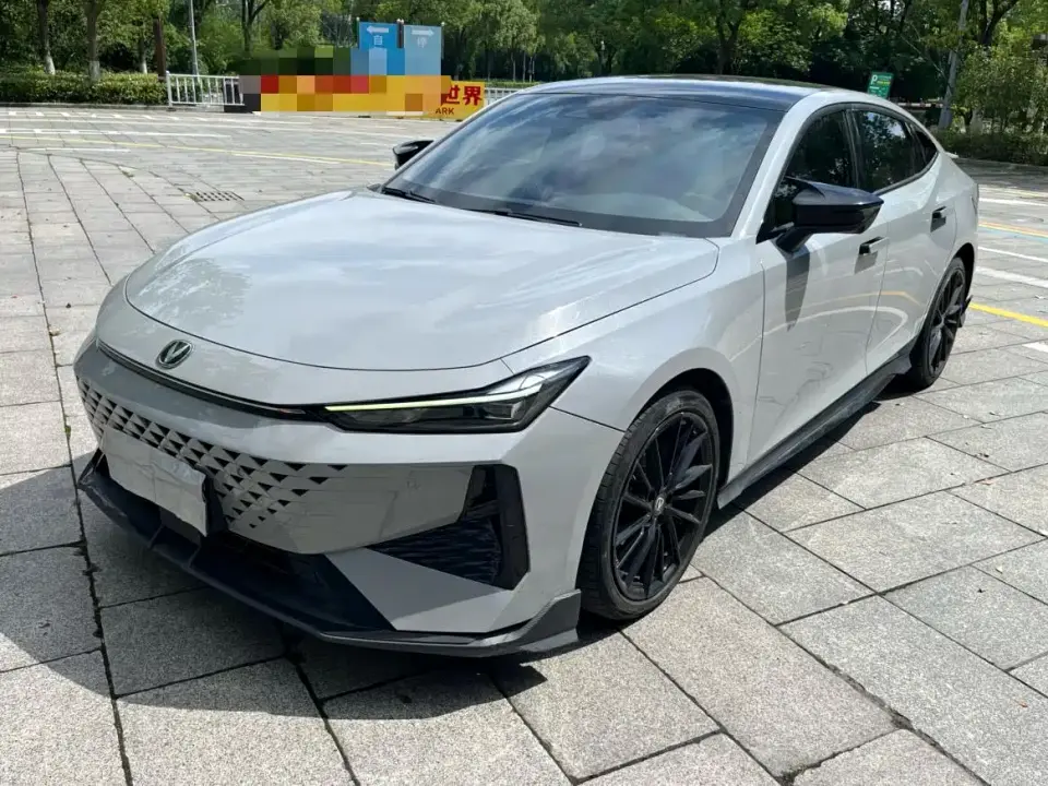 Changan UNI-V 1.5T Premium 2024
