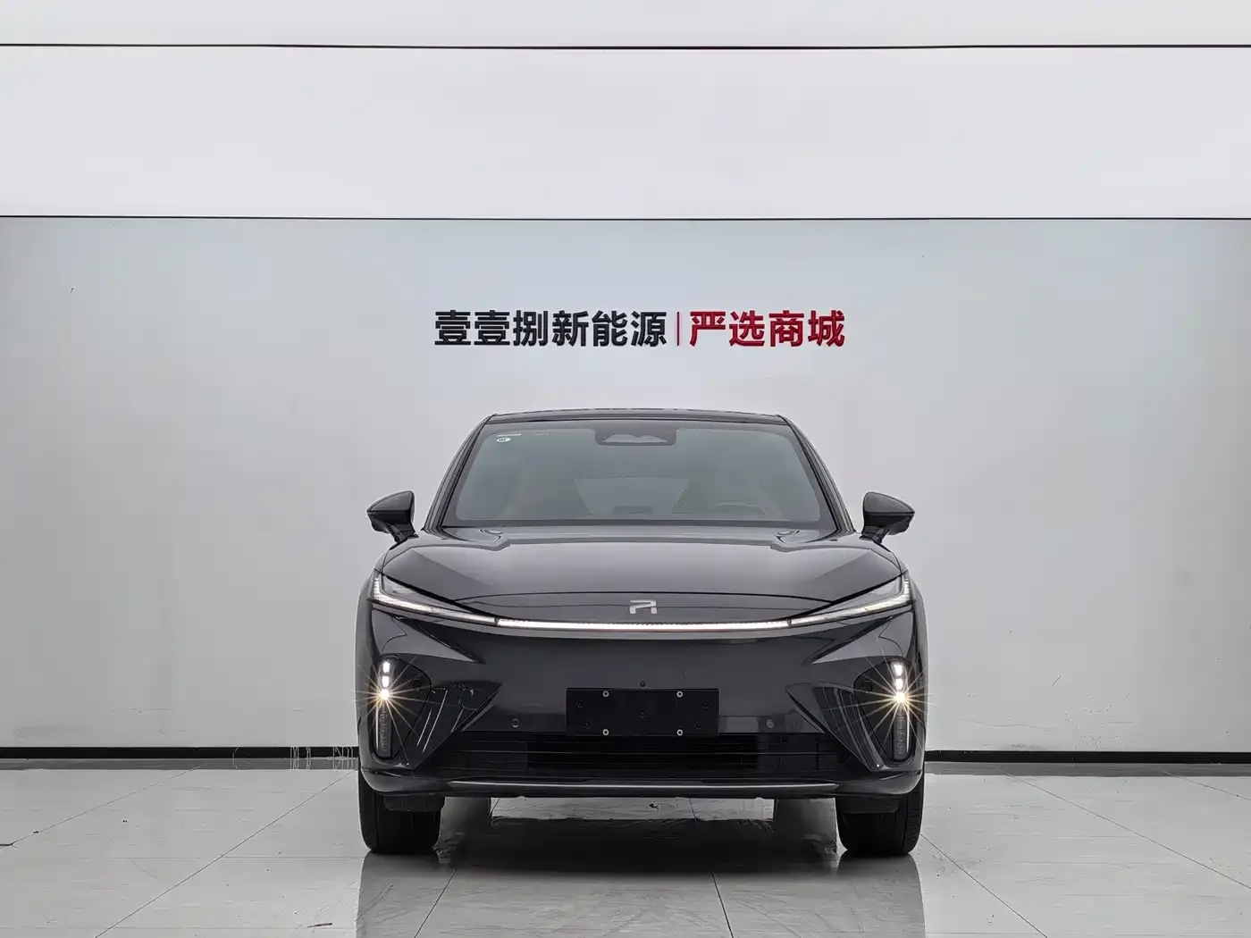 Roewe Feifan R7 RWD Screen Dominator Pro Edition 2023 — фото 2