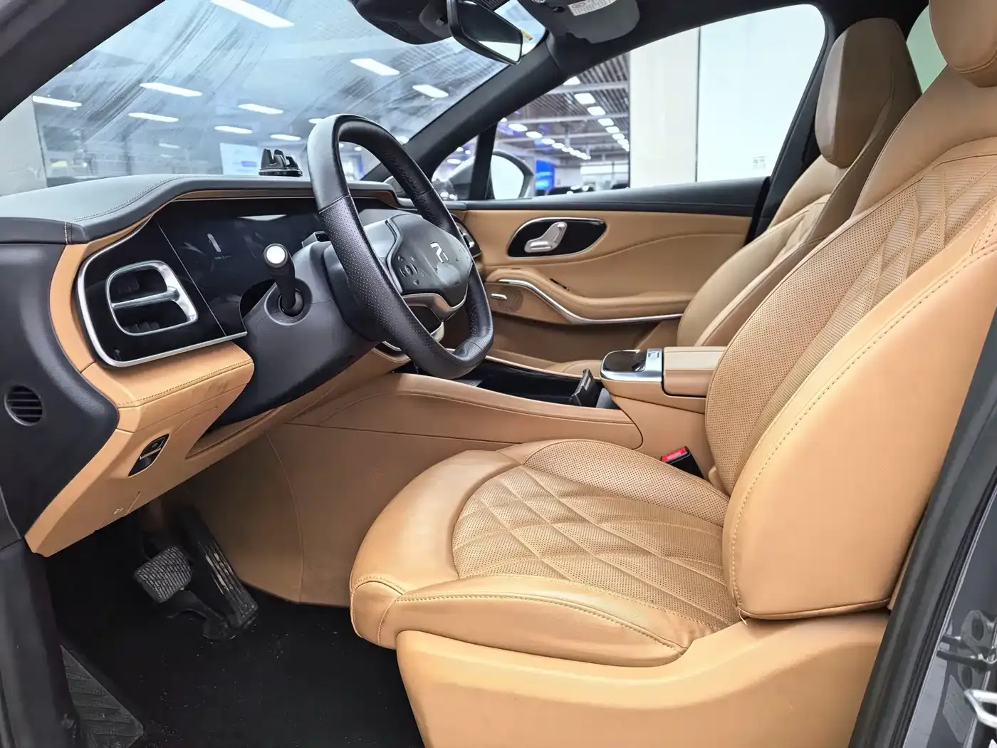 Roewe Feifan R7 RWD Screen Dominator Pro Edition 2023 — фото 4