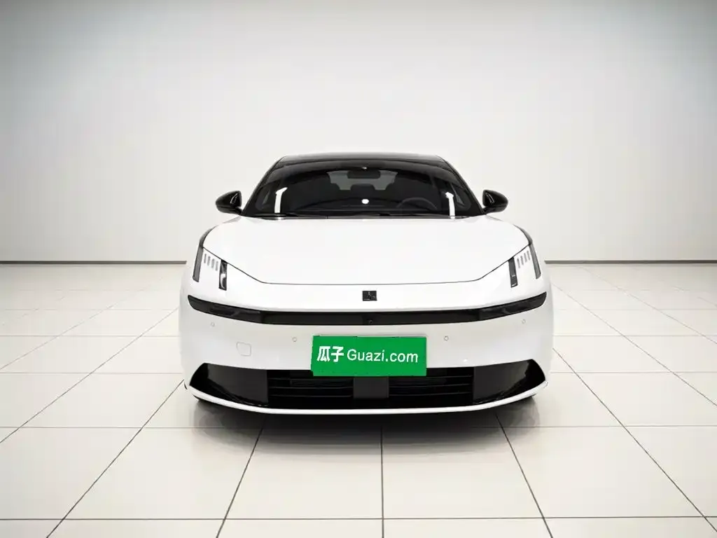 Lynk & Co 10 EM-P Facelift 240 AWD Ultra 2026 — фото 2