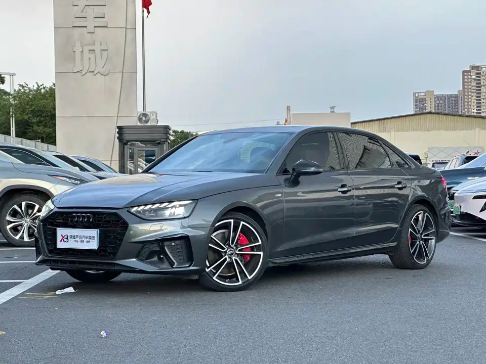 Audi A4L 45 TFSI quattro Premium Dynamic 2024