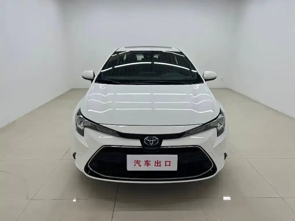 Toyota Levin Dual Engine 1.8H E-CVT Luxury Edition 2022 — фото 2