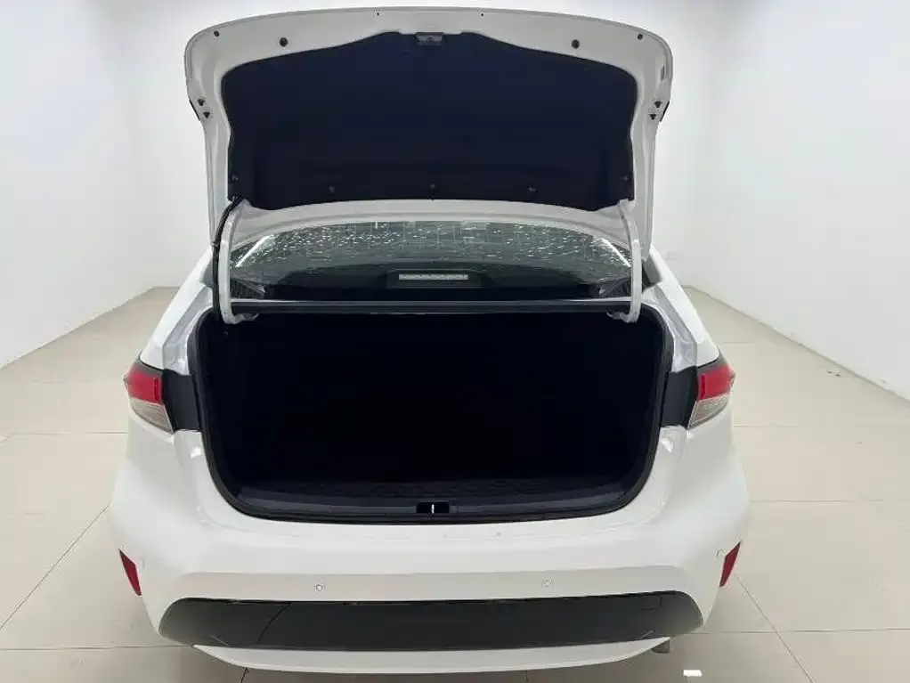Toyota Levin Dual Engine 1.8H E-CVT Luxury Edition 2022 — фото 8