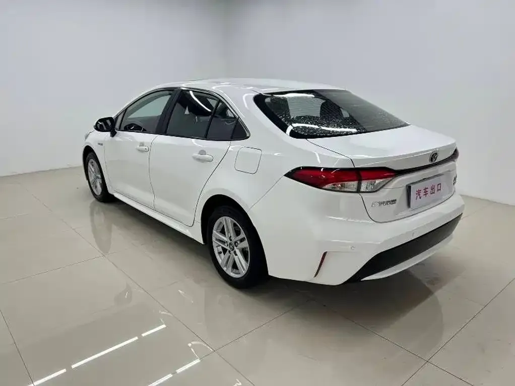 Toyota Levin Dual Engine 1.8H E-CVT Luxury Edition 2022 — фото 6
