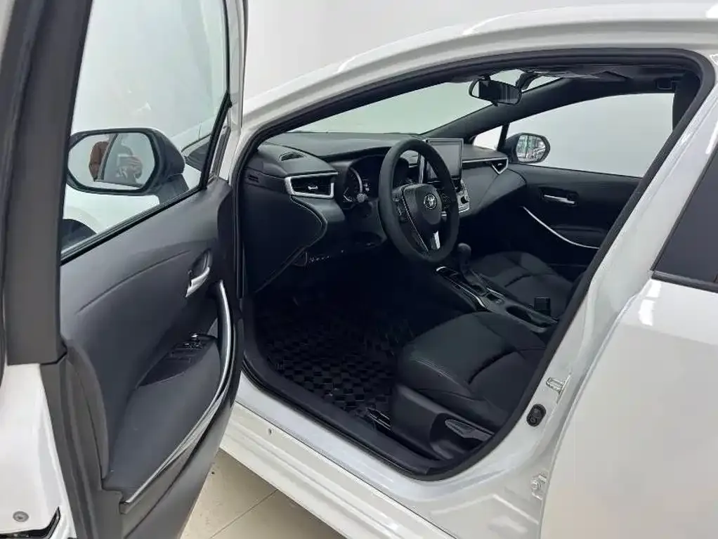 Toyota Levin Dual Engine 1.8H E-CVT Luxury Edition 2022 — фото 10