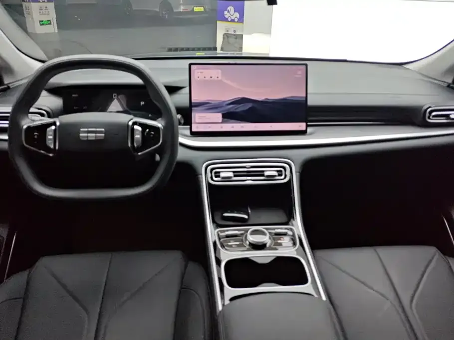 Geely Galaxy Galaxy Stellar 6 60km Voyager Edition 2025 — фото 12