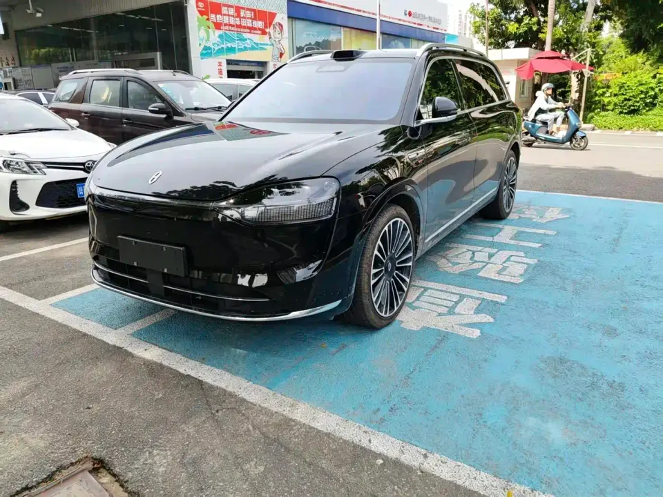 AITO Wenjie AITO M9 Extended Range Ultra 42kWh 6-Seater 2024