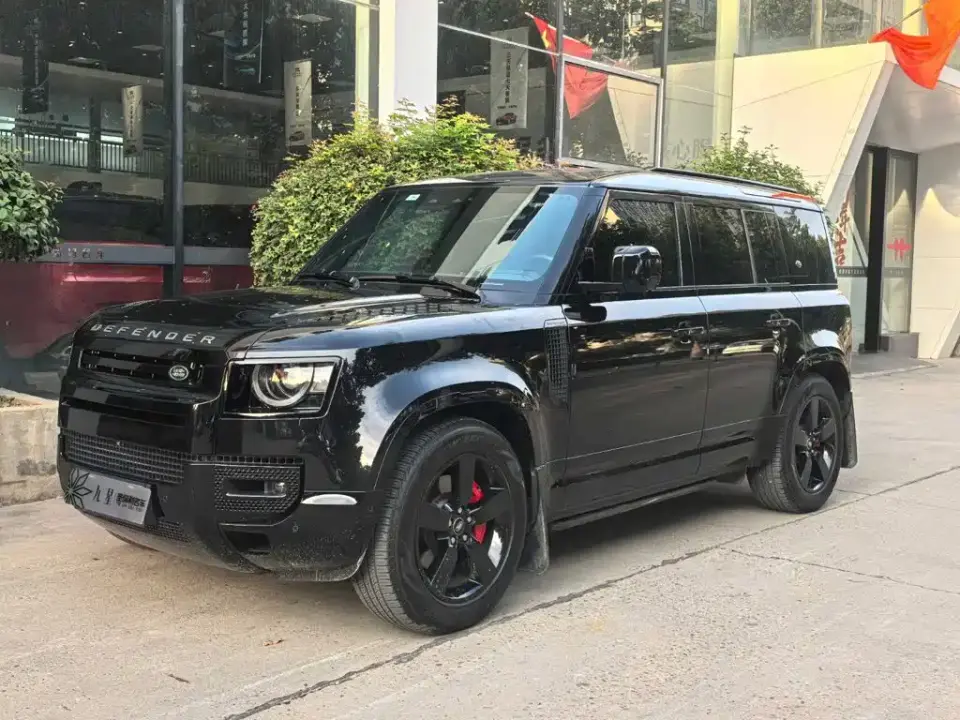 Land Rover Defender 110 3.0T P400 X-DYNAMIC HSE 2024
