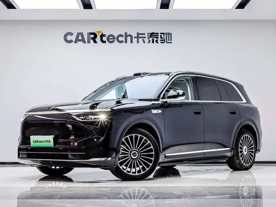 AITO Wenjie AITO M8 Extended Range Ultra 53.4kWh 6-Seater 2025