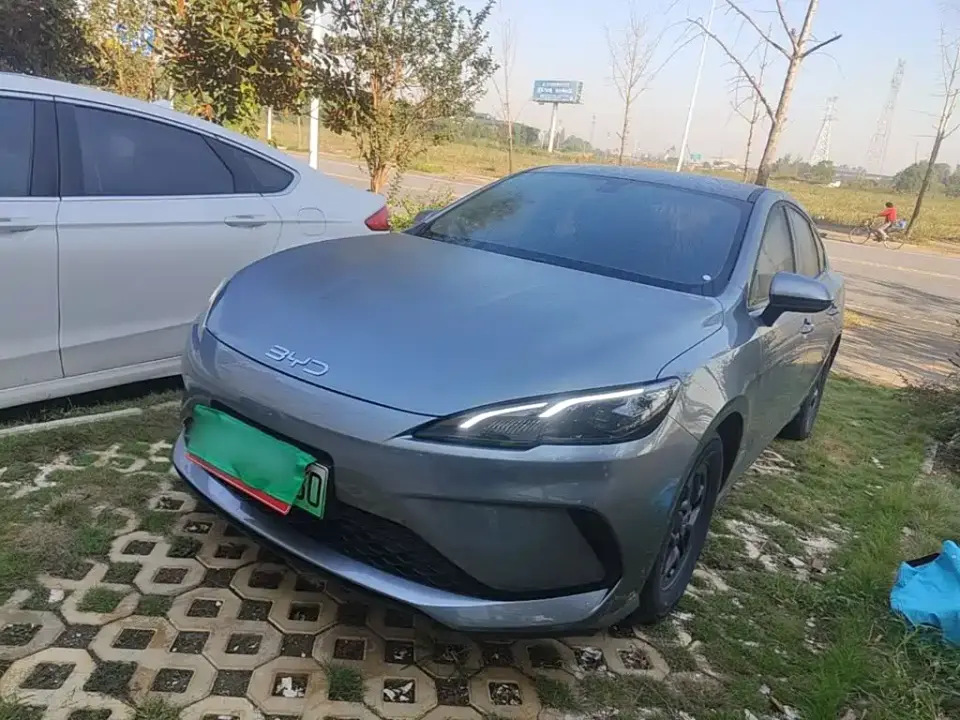 BYD Hai Bao 05 DM-i DM-i Smart Drive Edition 55KM Luxury 2025