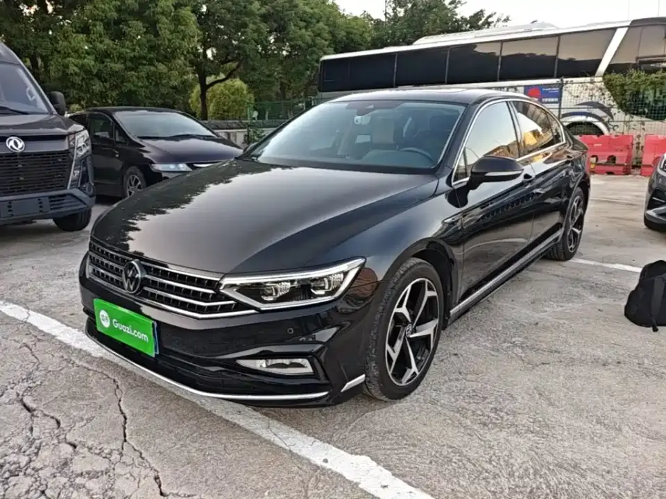 Volkswagen Magotan Model 2 Million Commemorative Edition 330TSI DSG Luxury 2024