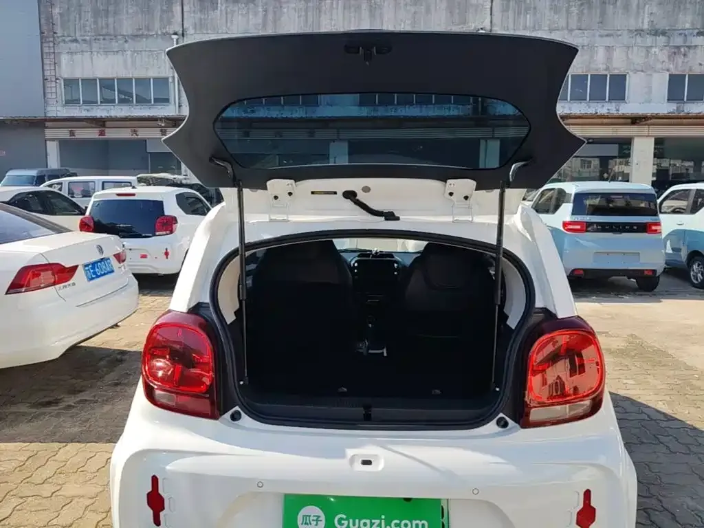 Roewe Kaiwei CLEVER 311km Vitality Bobo Edition 2023 — фото 19
