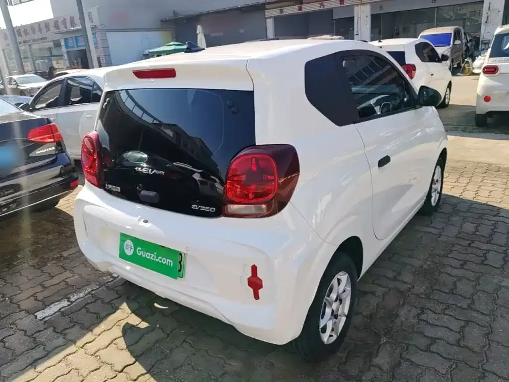Roewe Kaiwei CLEVER 311km Vitality Bobo Edition 2023 — фото 7