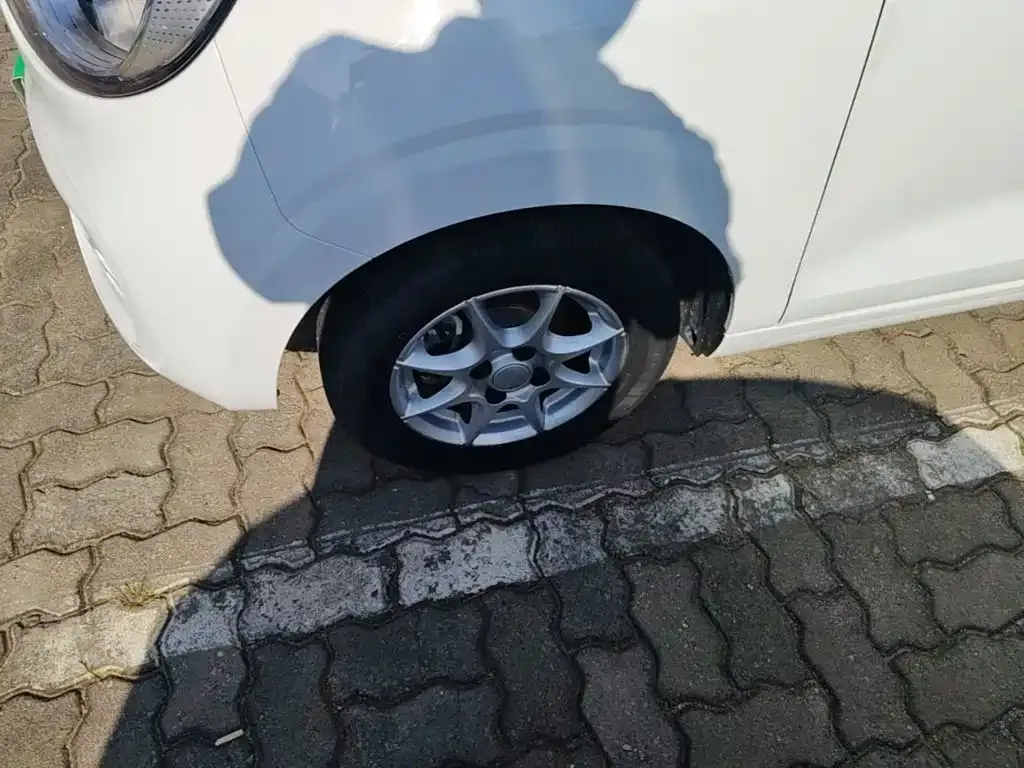 Roewe Kaiwei CLEVER 311km Vitality Bobo Edition 2023 — фото 23
