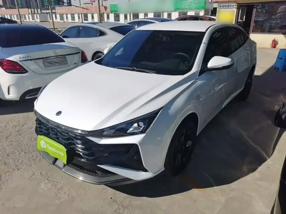 Dongfeng Aeolus Yixuan 1.5L Auto Luxury 2026