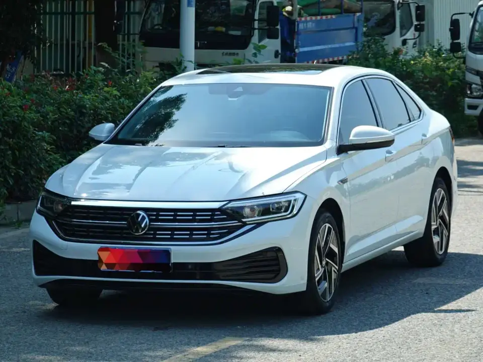 Volkswagen Sagitar 300TSI DSG Surpassing Edition 2023