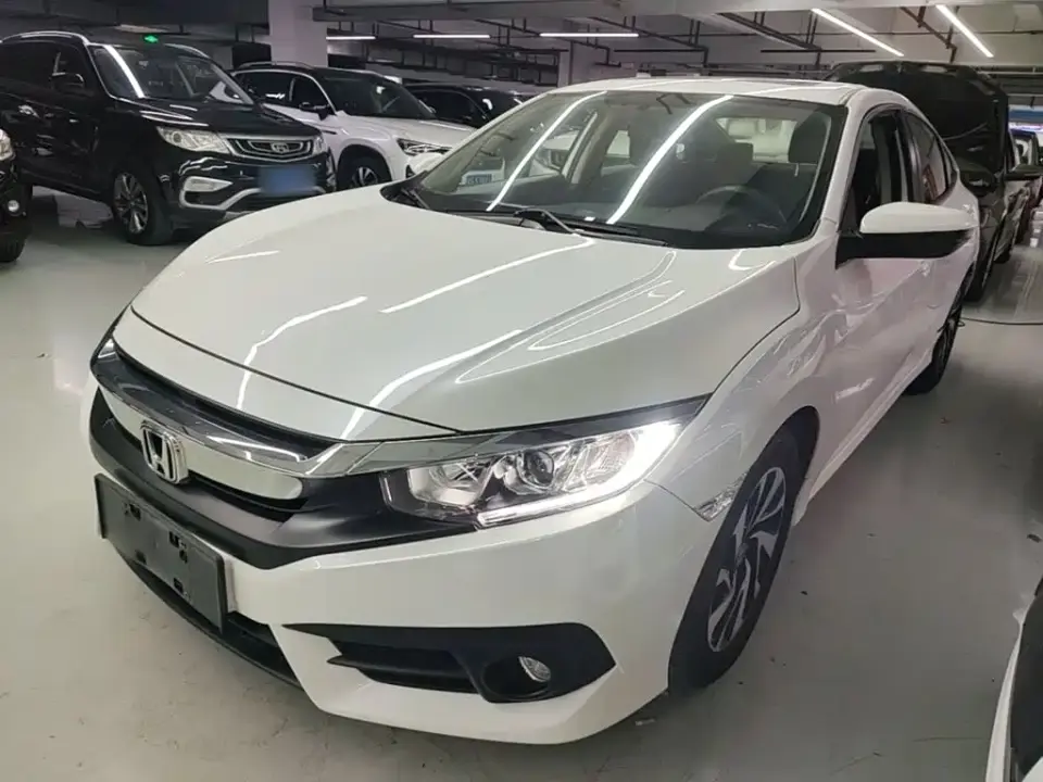 Honda Civic 220TURBO CVT Luxury Edition 2019