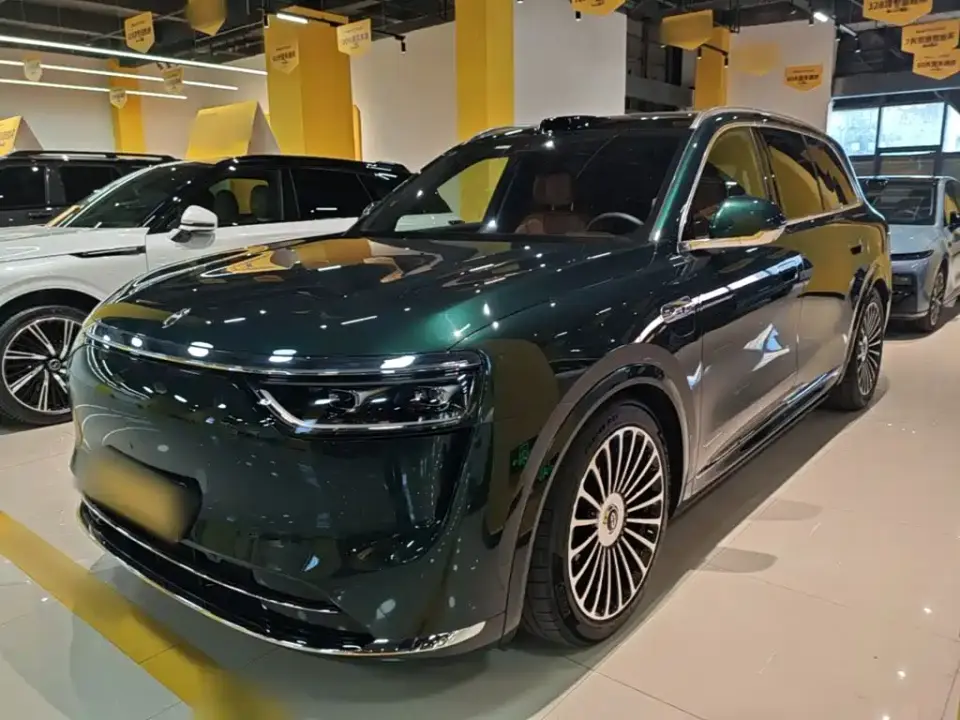 AITO Wenjie AITO M8 Extended Range Ultra 53.4kWh 6-Seater 2025