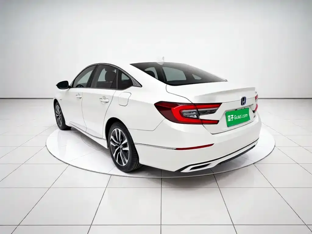 Honda Accord Sharp Hybrid 2.0L Sharp Leader Edition 2023 — фото 5