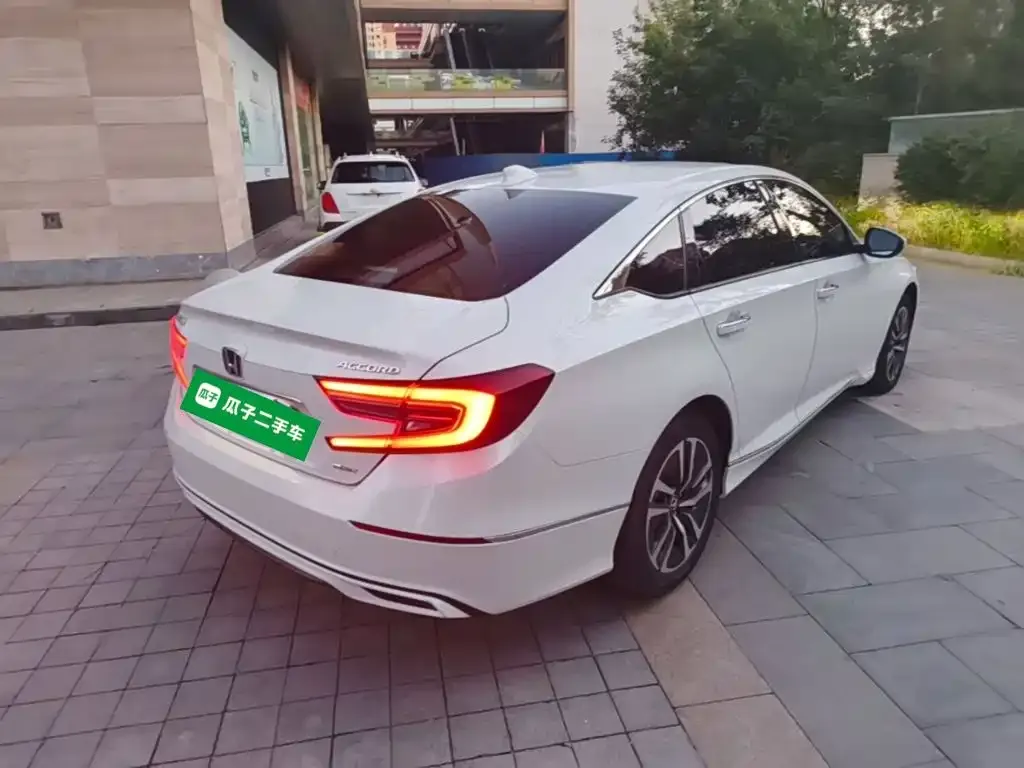 Honda Accord Sharp Hybrid 2.0L Sharp Leader Edition 2023 — фото 7