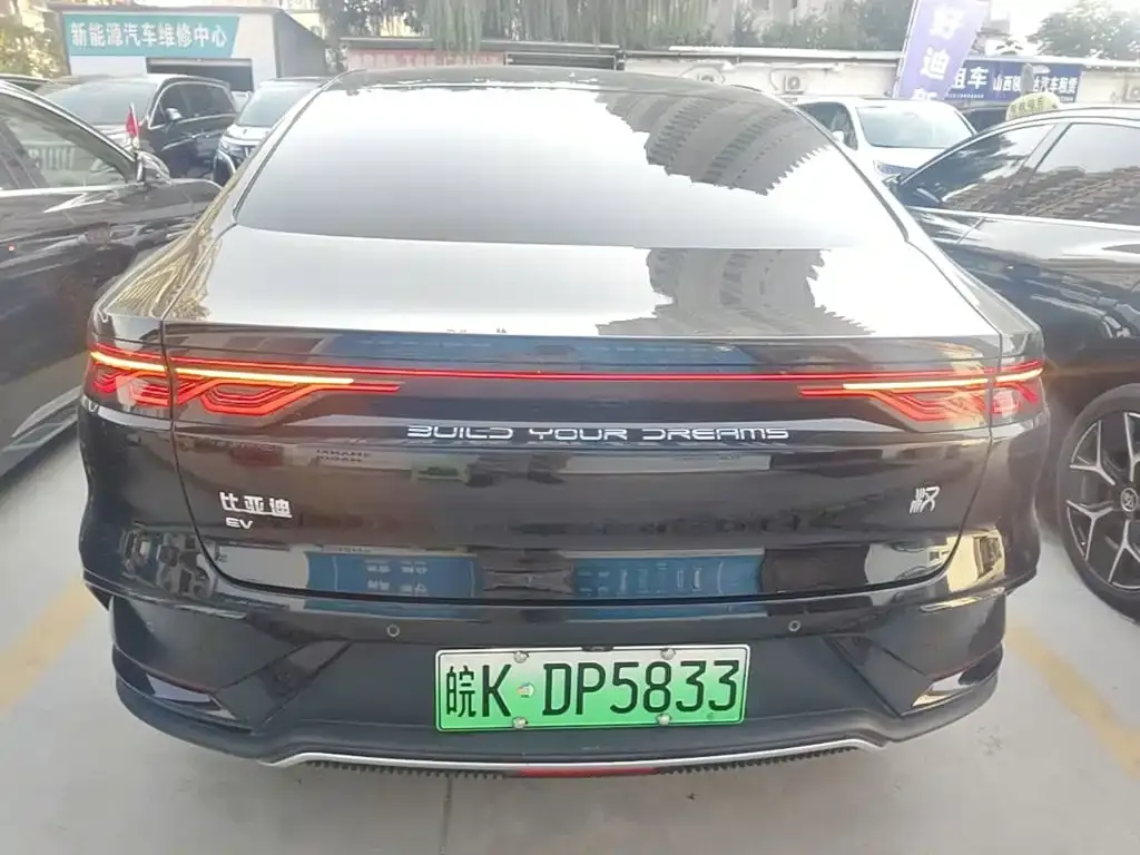 BYD Han Model EV 605KM Premium Version 2024 — фото 6