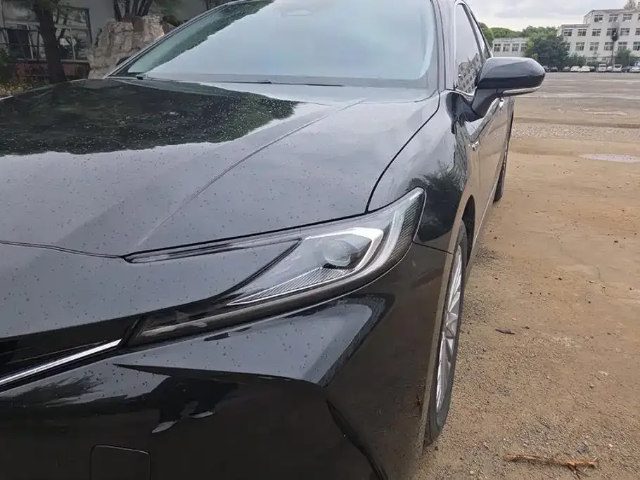 Toyota Camry Hybrid 2.0HGVP Luxury Edition 2025 — фото 5