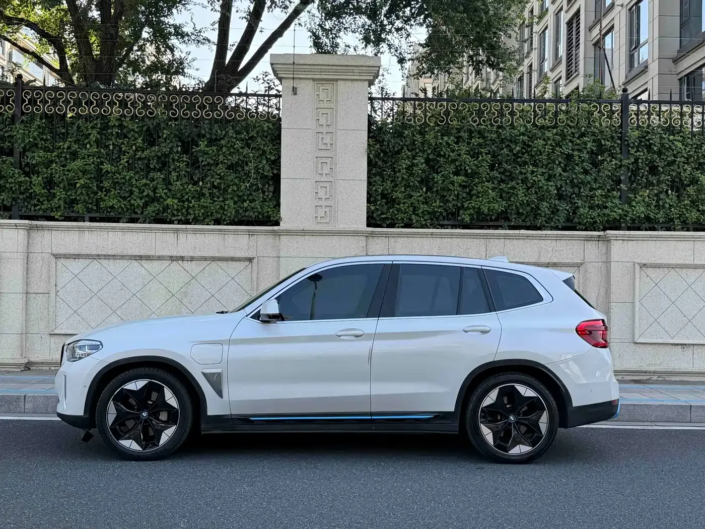 BMW iX3 Facelift Pioneer 2021 — фото 3