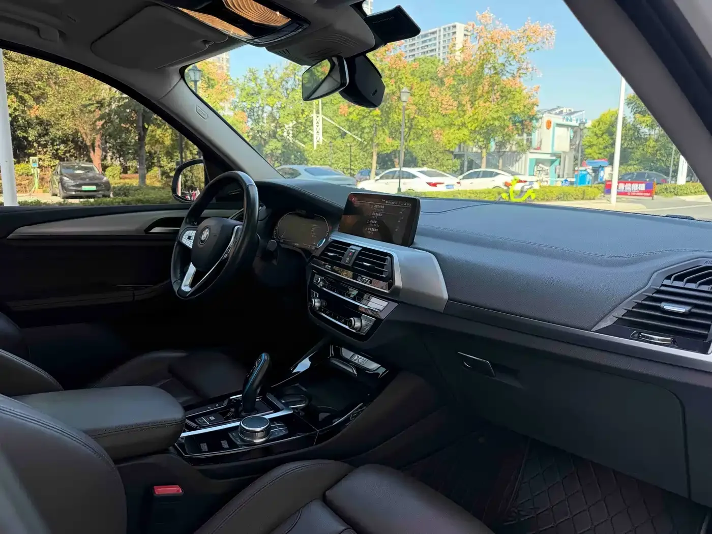 BMW iX3 Facelift Pioneer 2021 — фото 13