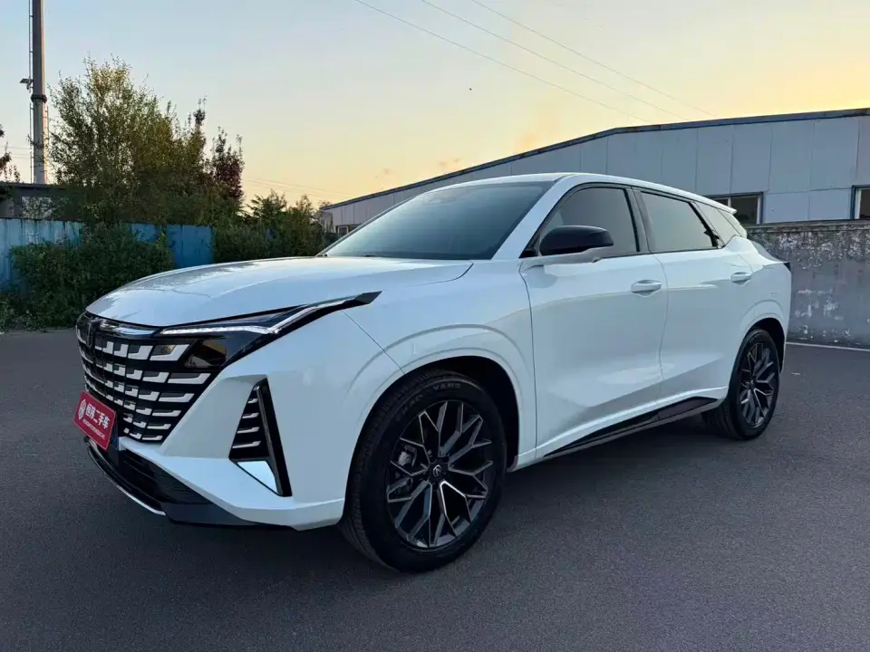 Changan UNI-Z 1.5T Luxury Edition 2025
