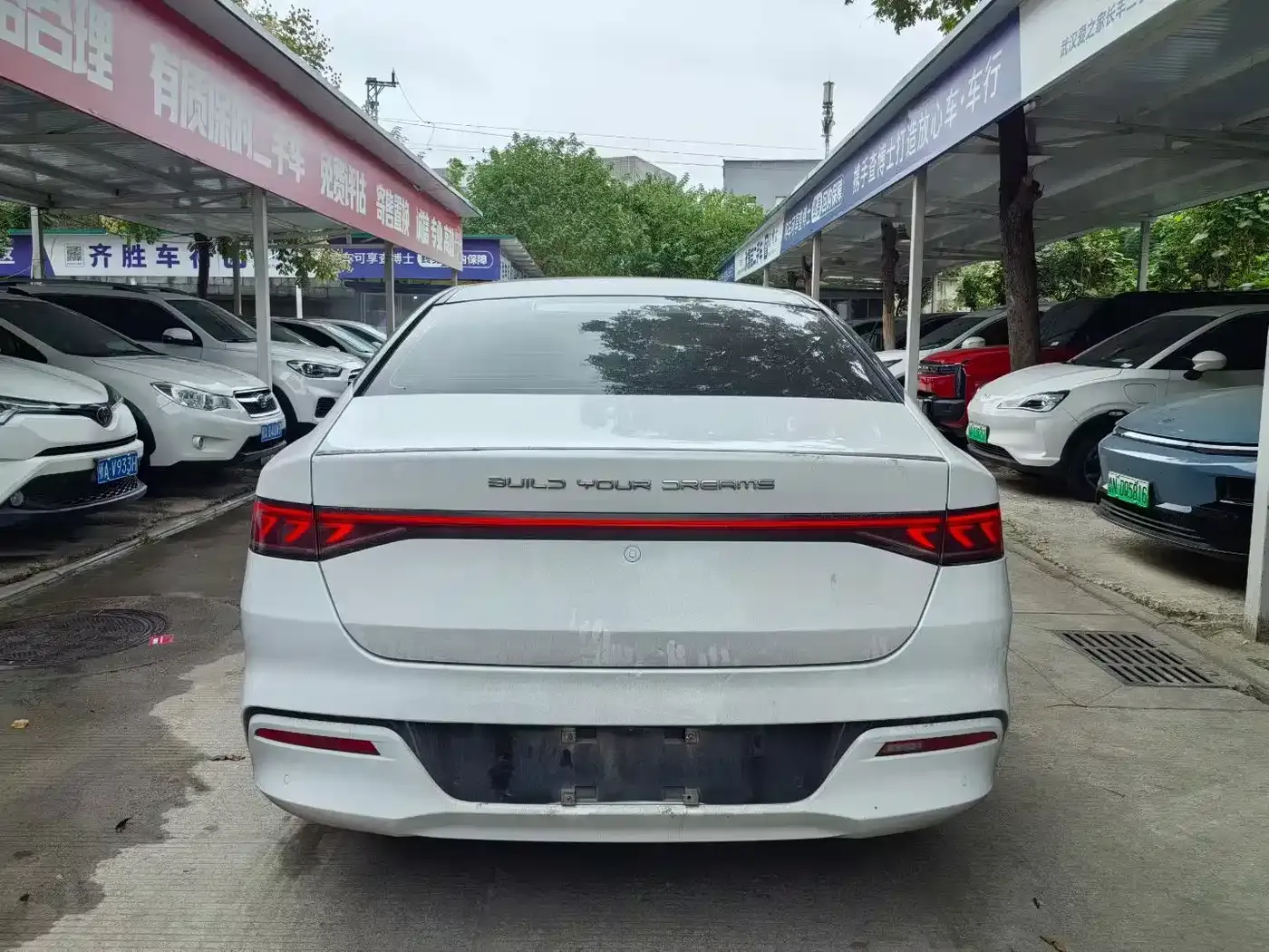 BYD Qin PLUS EV 500KM Luxury Model 2022 — фото 8