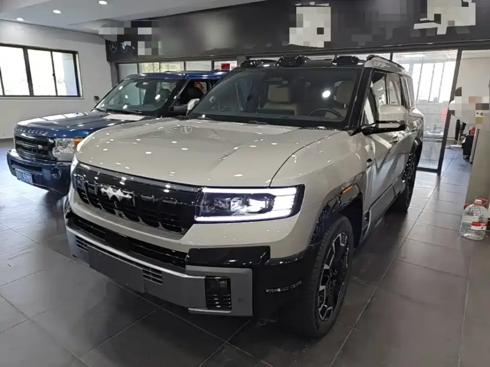Fangchengbao Leopard 8 Zhiyong Flagship 7-Seater 2026