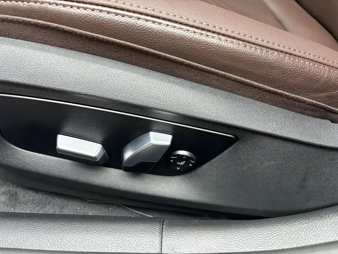BMW 5 Series New Energy Facelift 535Le Luxury Package 2021 — фото 11
