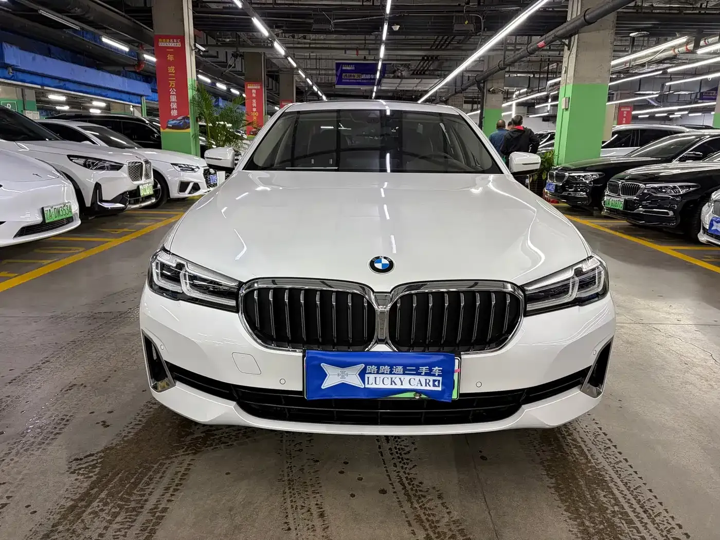 BMW 5 Series New Energy Facelift 535Le Luxury Package 2021 — фото 3