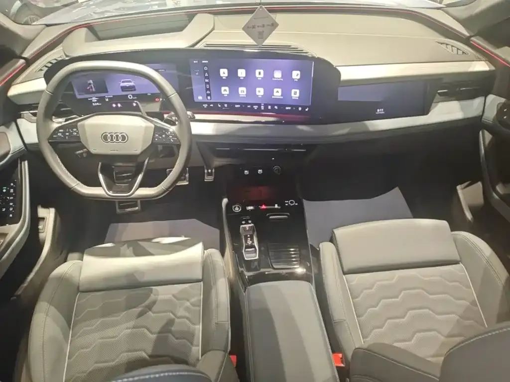 Audi Q6L e-tron Model Pioneer Edition 2025 — фото 14
