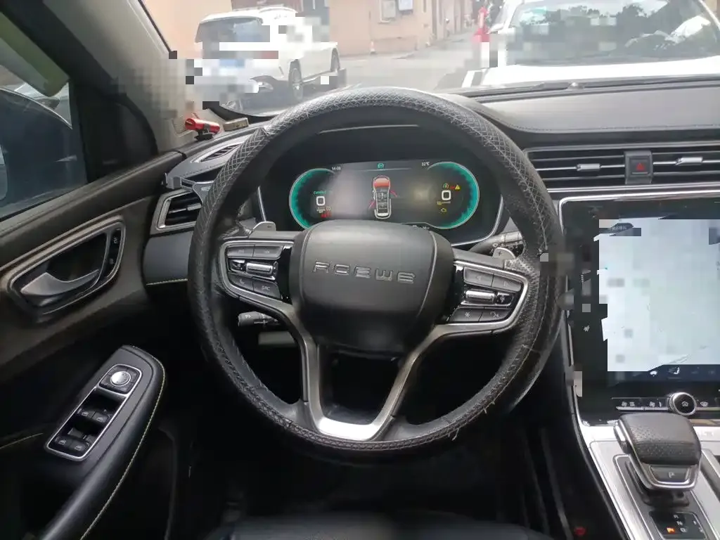 Roewe RX5 New Energy ePLUS Guochao Ronglin Luxury Edition 2020 — фото 3