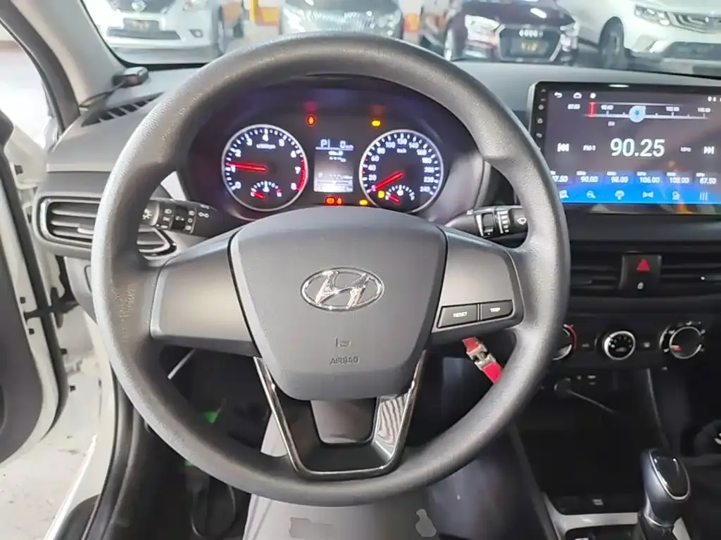 Hyundai Elantra 1.6L Automatic Pleasing Edition GL China VI 2019 — фото 11