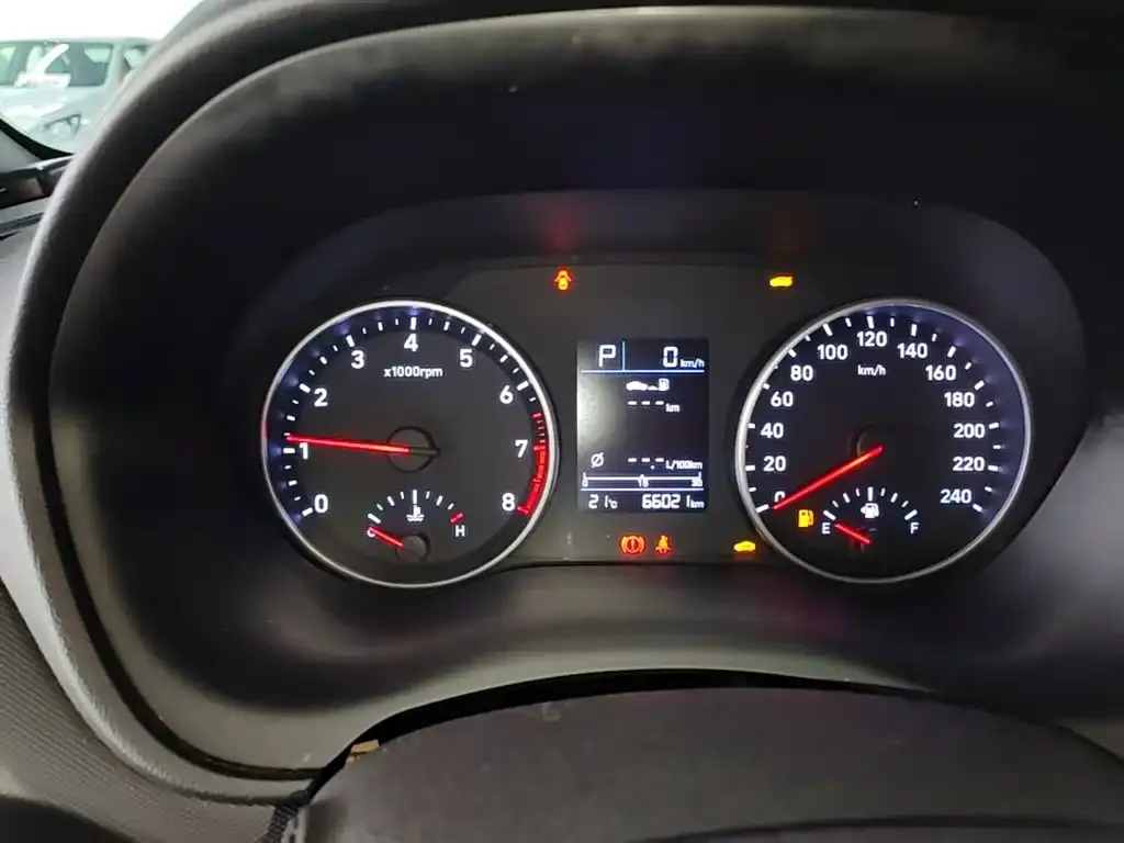 Hyundai Elantra 1.6L Automatic Pleasing Edition GL China VI 2019 — фото 12