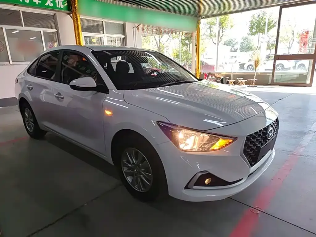Hyundai Elantra 1.6L Automatic Pleasing Edition GL China VI 2019 — фото 4
