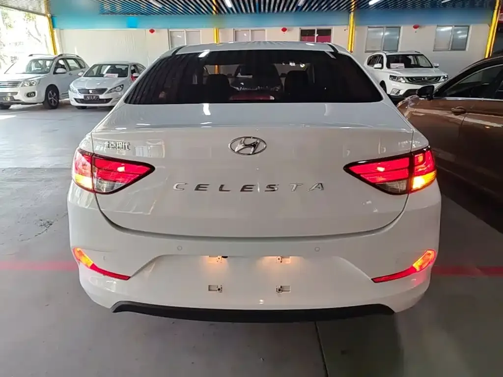 Hyundai Elantra 1.6L Automatic Pleasing Edition GL China VI 2019 — фото 6